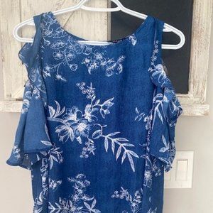 NWOT Artizan by Robin Barre floral cold shoulder short sleeve blouse